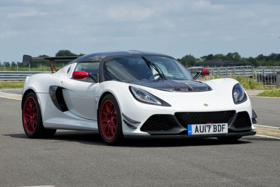  Lotus Exige Cup 380 2017 года  (фото 29 из 31)